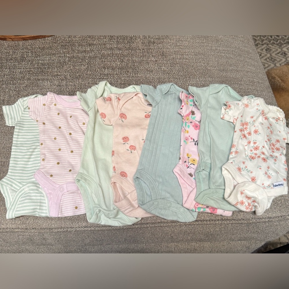 Gerber Baby Girls Mixed Pastel One-Piece Bodysuit Set - preemie